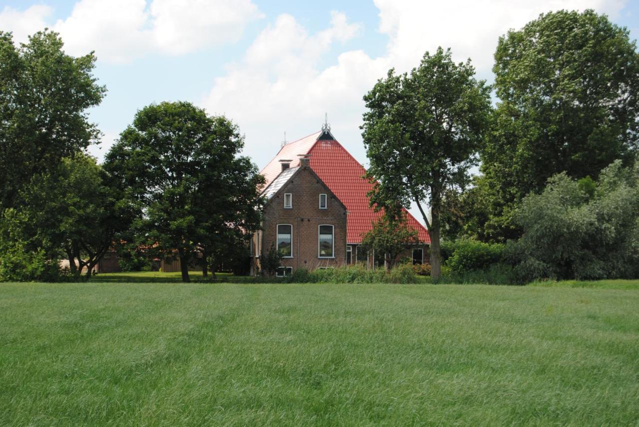 Appartementen Verhuur De Trijehoek Stiens Bagian luar foto