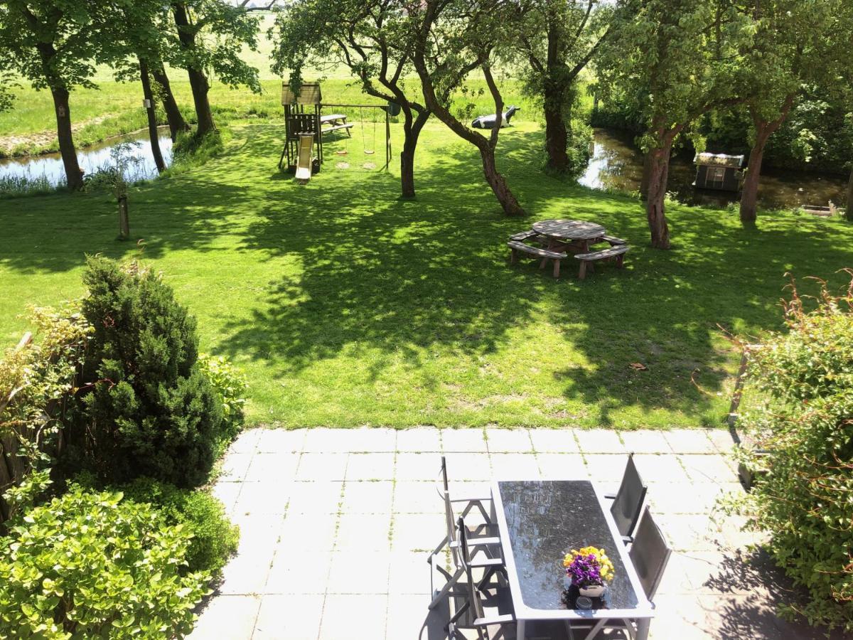 Appartementen Verhuur De Trijehoek Stiens Bagian luar foto