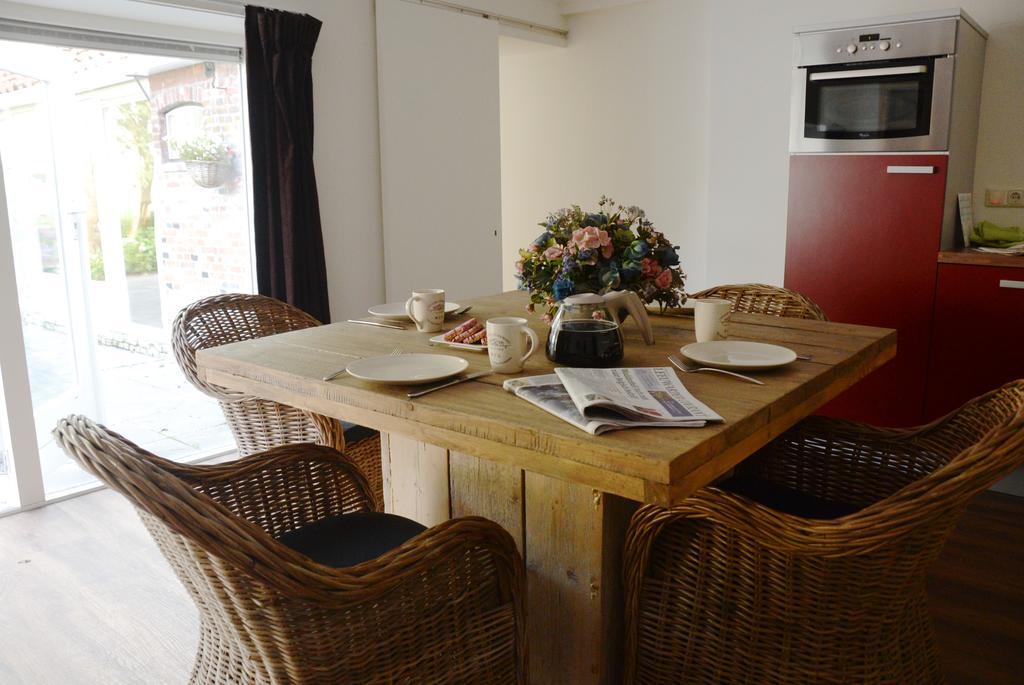Appartementen Verhuur De Trijehoek Stiens Bagian luar foto