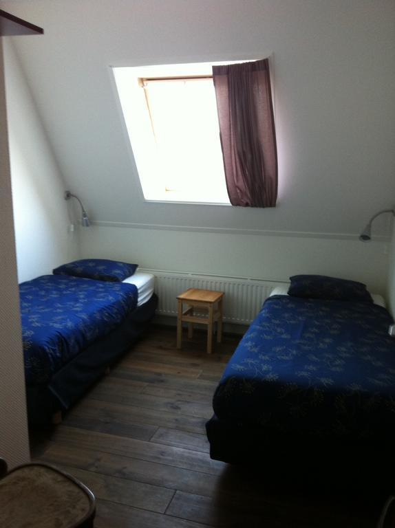Appartementen Verhuur De Trijehoek Stiens Bagian luar foto