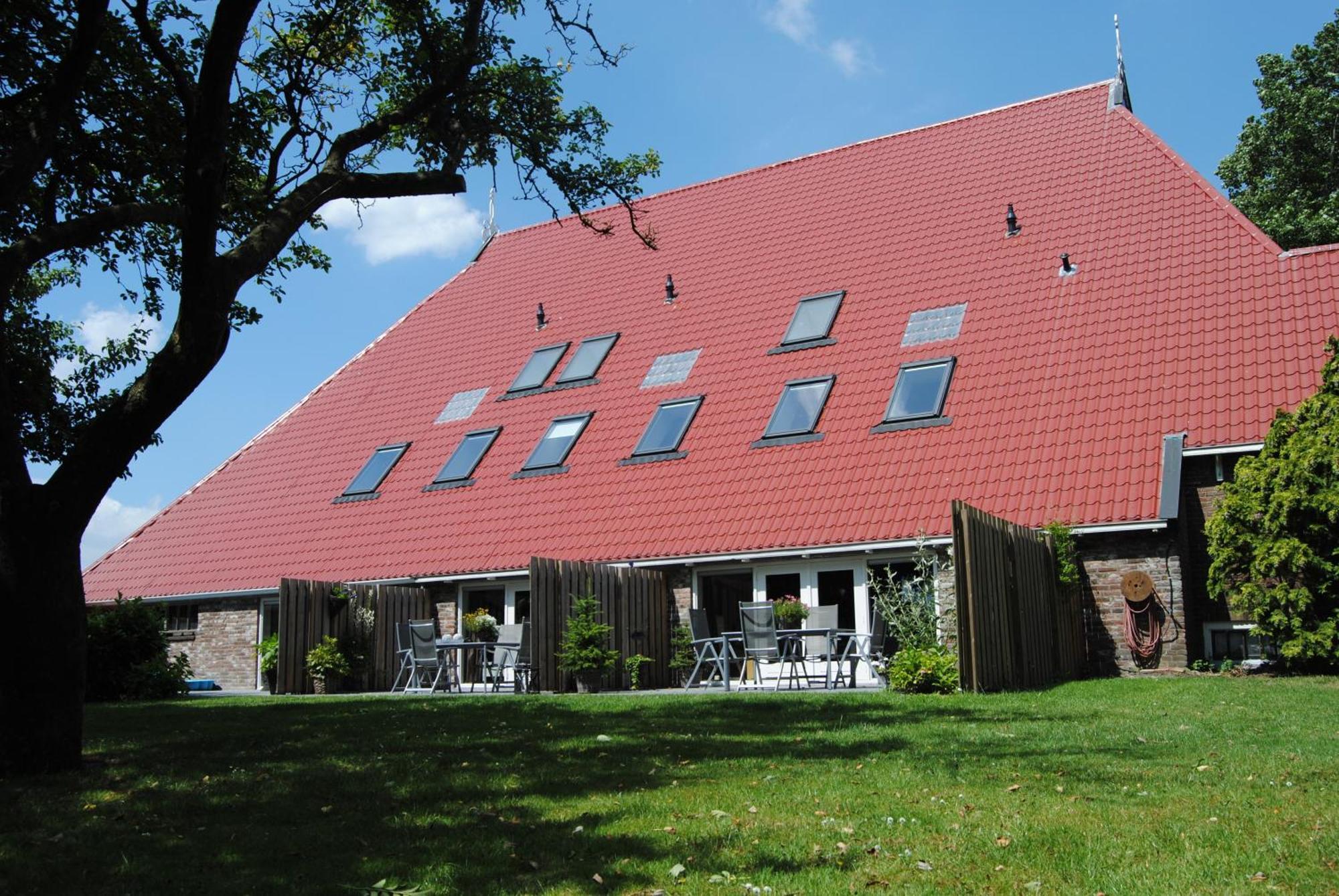 Appartementen Verhuur De Trijehoek Stiens Bagian luar foto